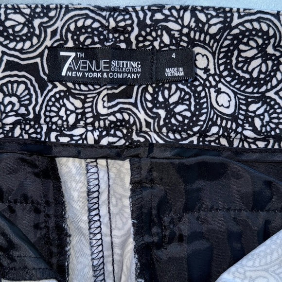 7th Ave NY& Co Suiting Collection Black White Paisley MidRise Shorts Stretch Sz4 - Picture 3 of 11
